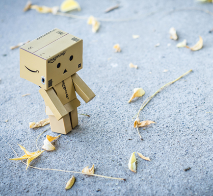 上海品茶网：A bright and spacious hall, soft and comfortable lighting, and warm colors make each customer feel at home